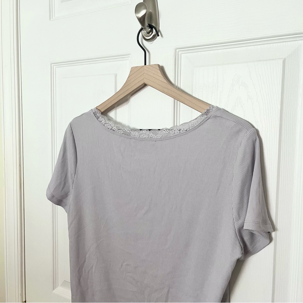 ✧・゚olive & oak light gray tee - Picture 6 of 6